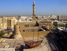 372 Blick aus Arabien Court Yard auf Dubai Museum.JPG